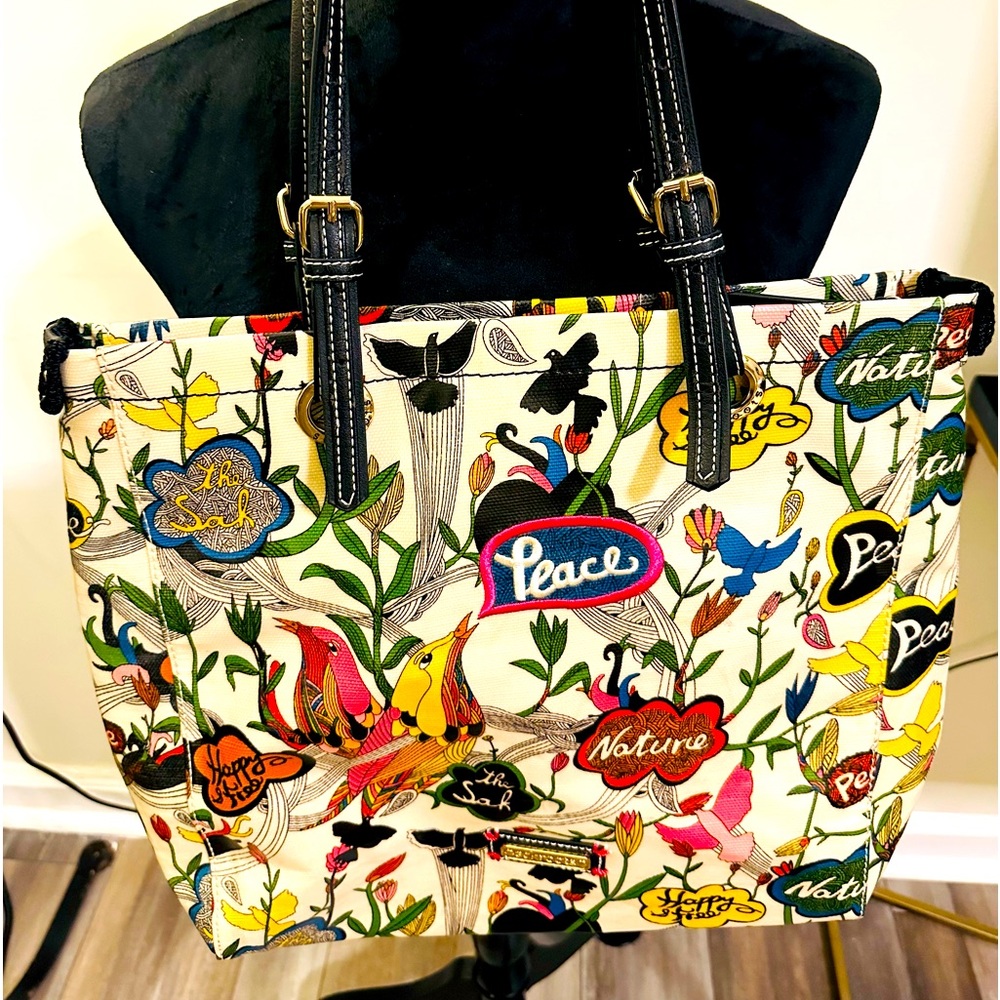 The Sakroots Shoulder Bag